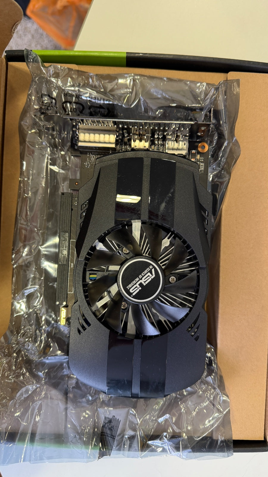 ASUS GTX 1050 Ti 4G Phoenix Grafikkarte - geprüft, neuwertig OVP