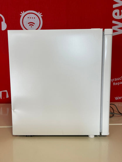Exquisit Mini-Kühlschrank KB05-V-040E 40L weiß C-Ware – 9x