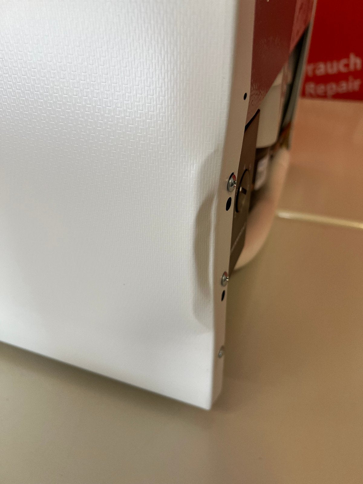 Exquisit Mini-Kühlschrank KB05-V-040E 40L weiß C-Ware – 9x