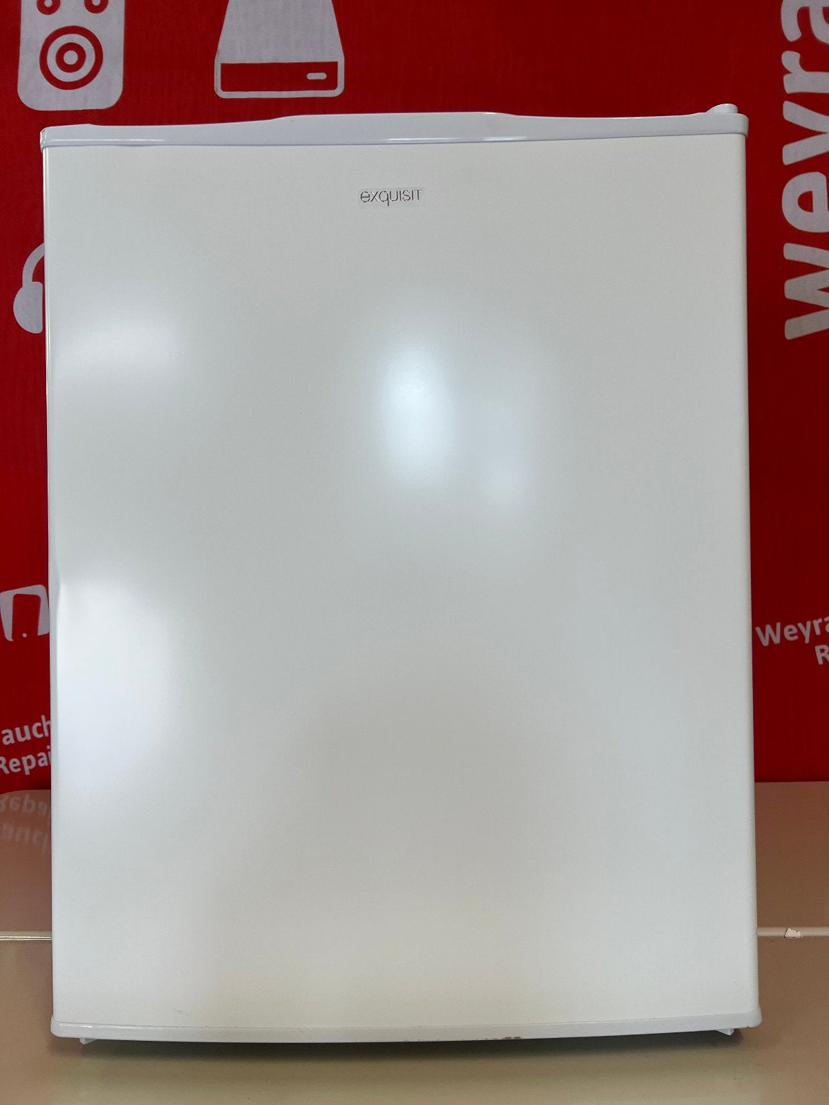 exquisit GB60-150E Mini-Gefrierschrank weiß 42L C-Ware
