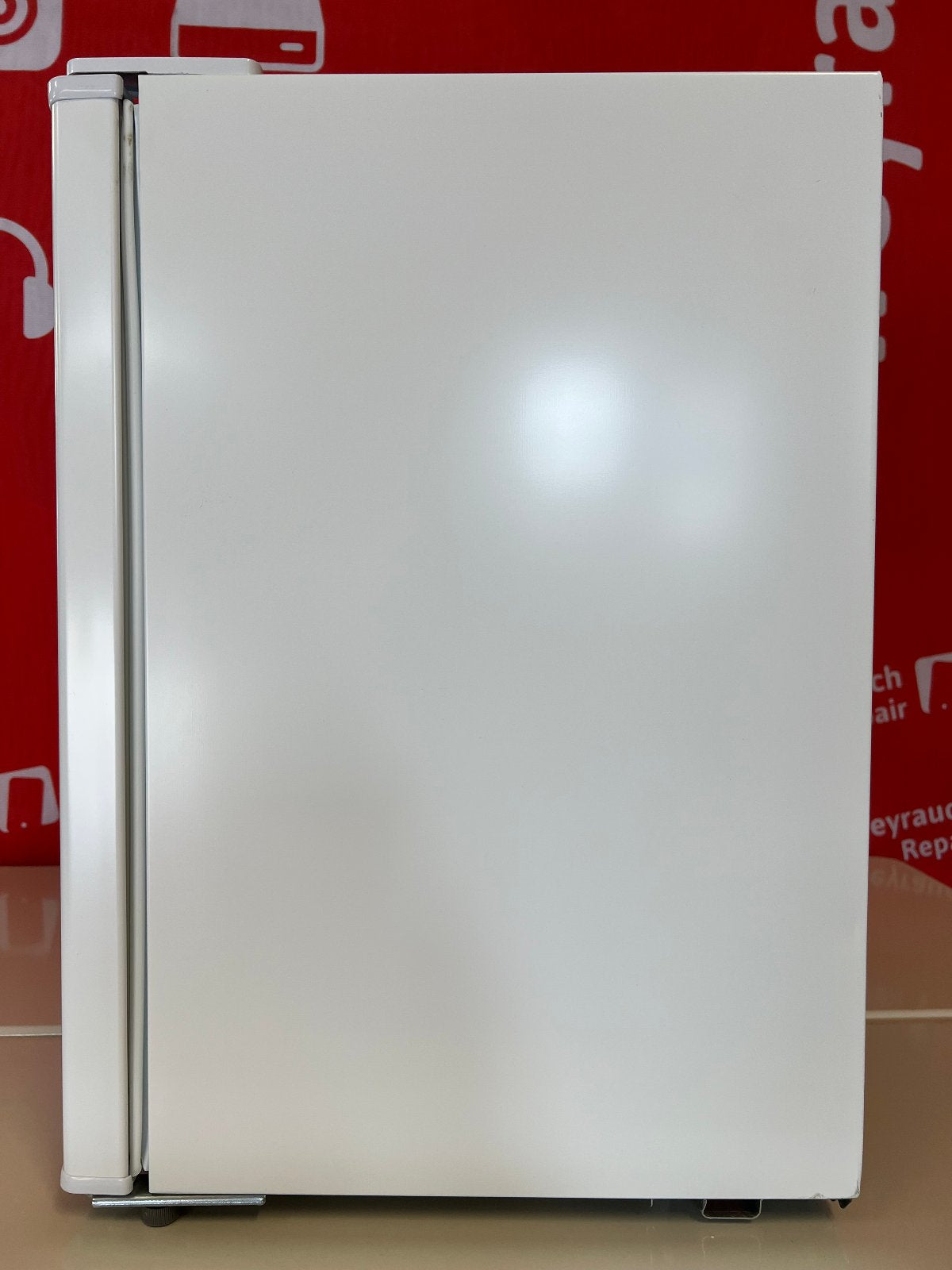exquisit GB60-150E Mini-Gefrierschrank weiß 42L C-Ware