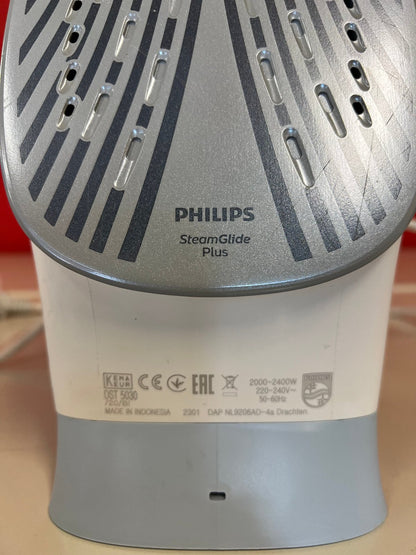 Philips 5000 Series Dampfbügeleisen 2400W 160g – B-Ware