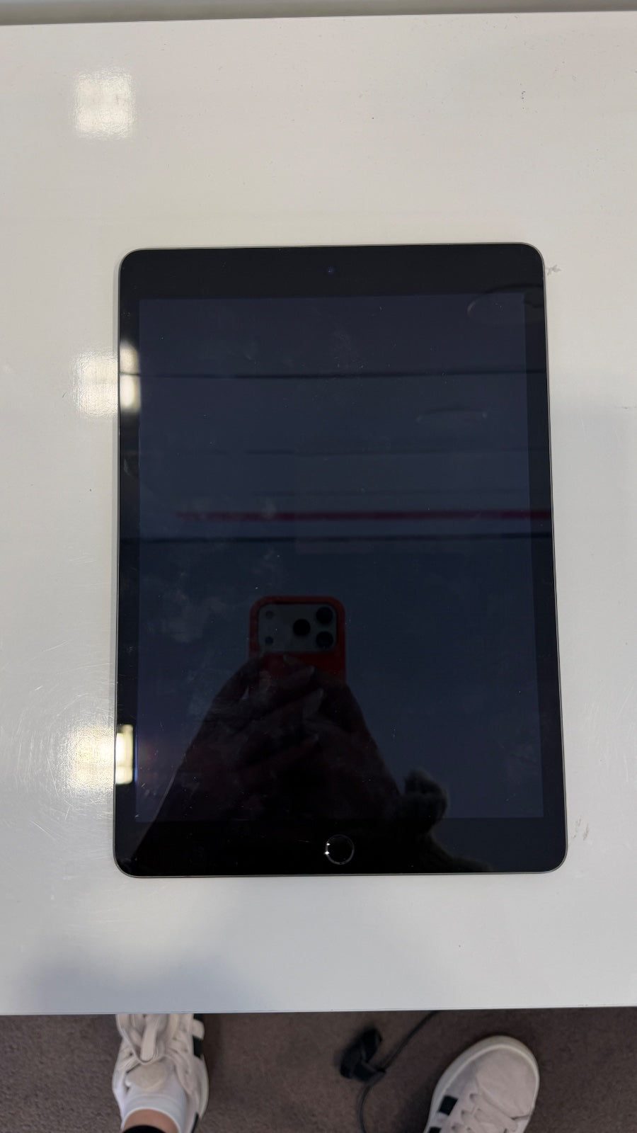 Apple iPad 9. Gen 64GB WiFi Space Grau – geprüfte B-Ware