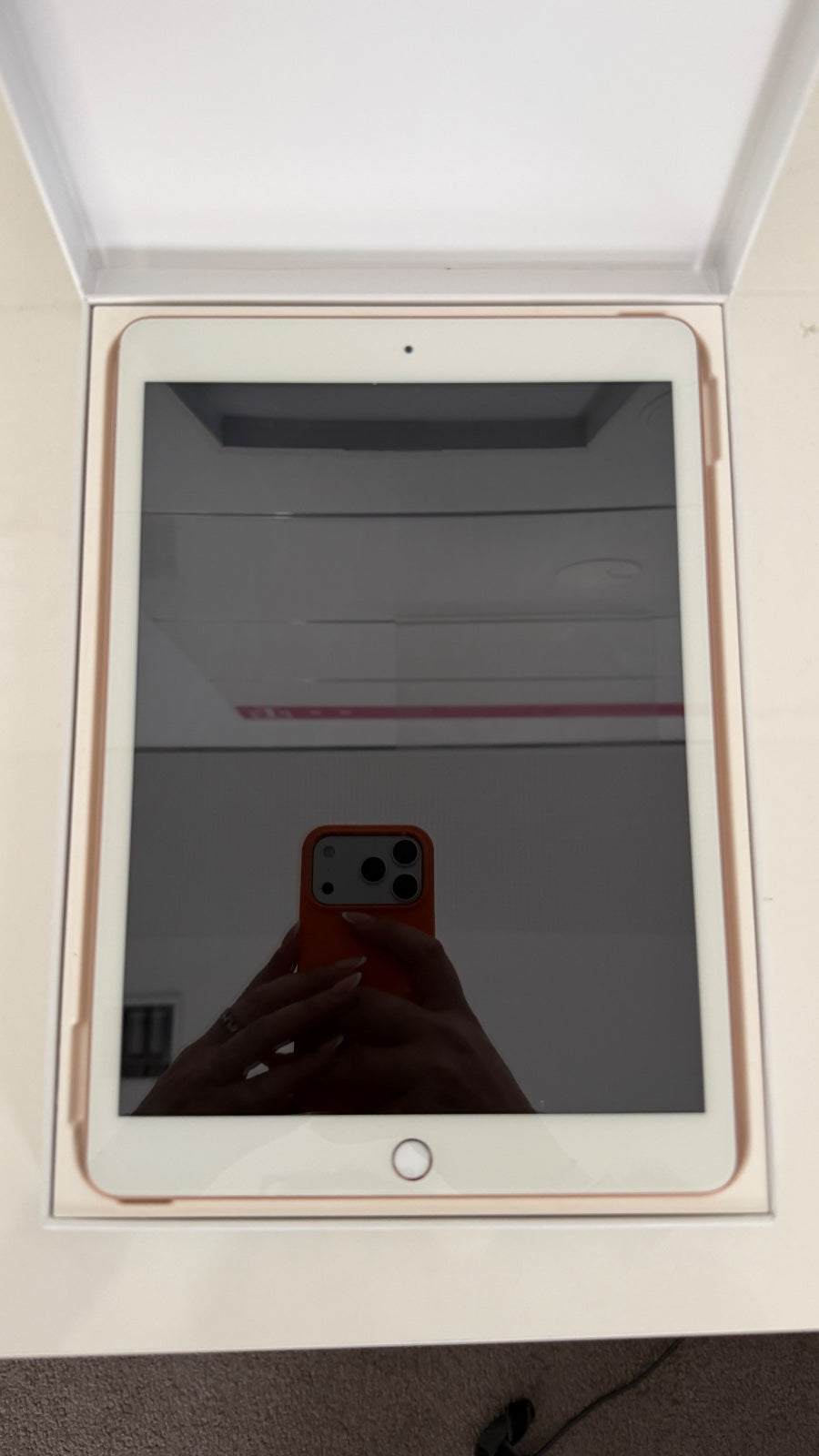 Apple iPad 8 (2020) 10,2" 32GB WiFi Roségold – geprüft, OVP