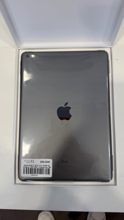 Apple iPad 7 (2019) 10,2" 32GB WiFi Spacegrau - B-Ware OVP