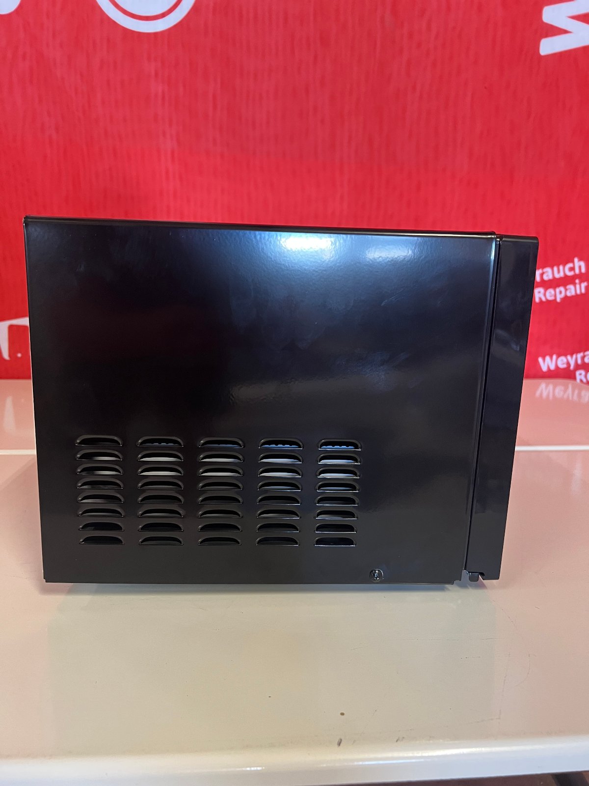 Sharp R204BA Mikrowelle 20 L 800 W Schwarz – geprüfte B-Ware