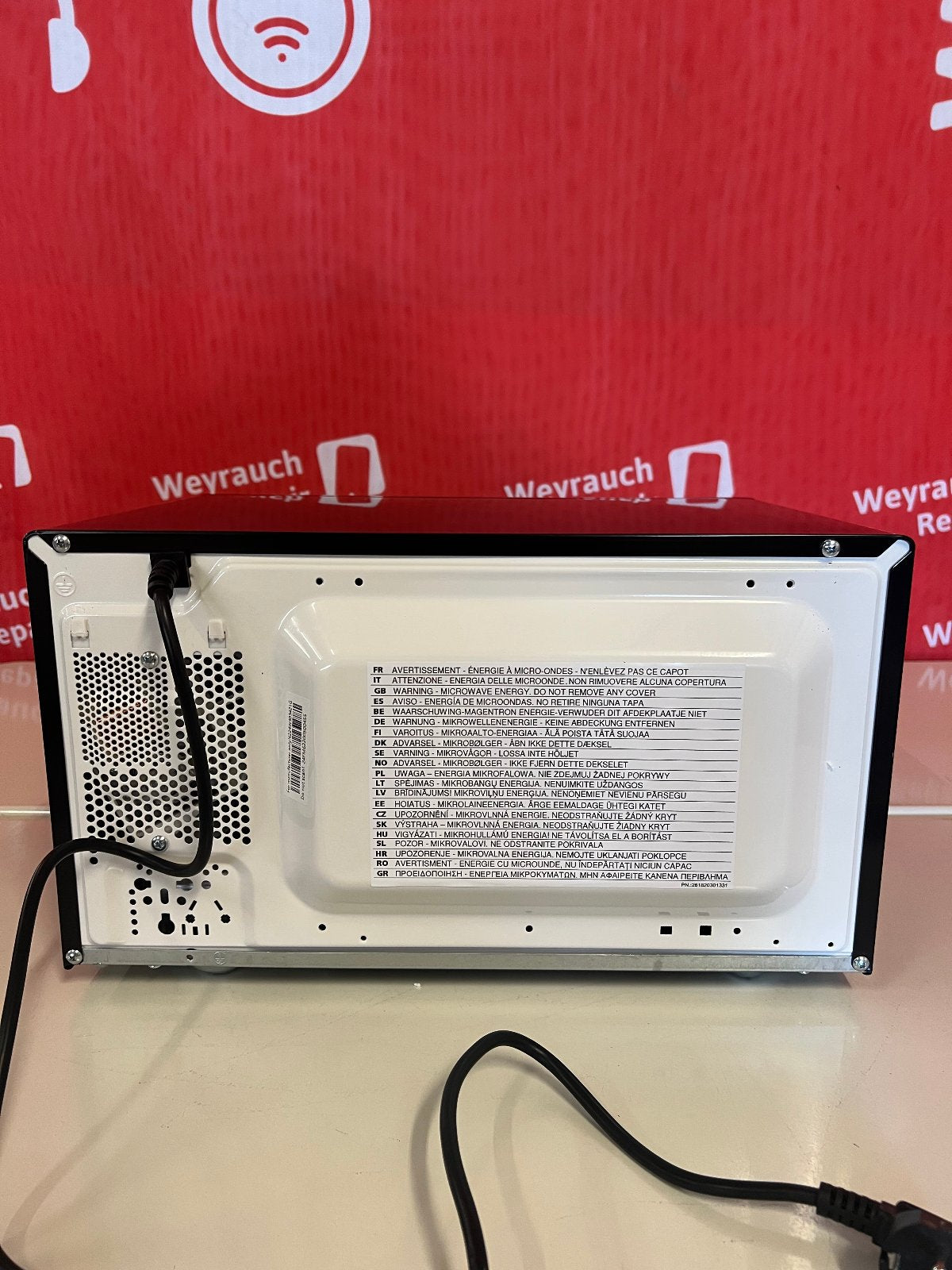 Sharp R204BA Mikrowelle 20 L 800 W Schwarz – geprüfte B-Ware