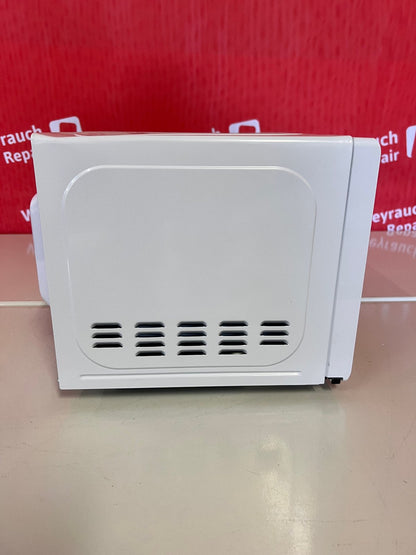 exquisit MW 900-030 Mikrowelle weiß 700W, geprüft – B-Ware