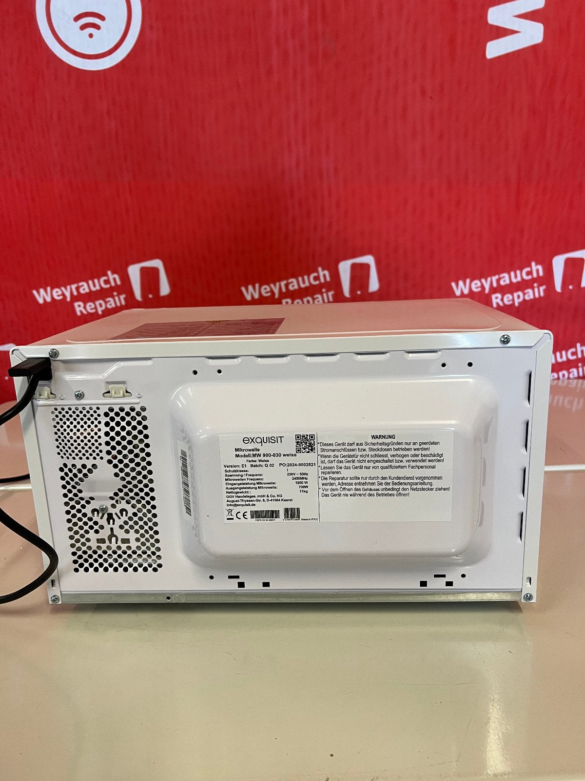 exquisit MW 900-030 Mikrowelle weiß 700W, geprüft – B-Ware