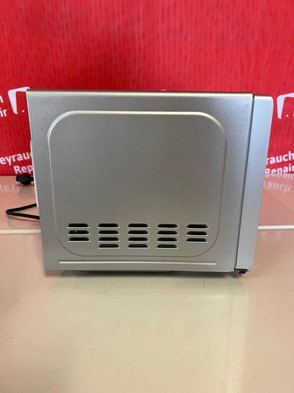 exquisit MW 900-030 G Mikrowelle mit Grill, Silber, 700 W – geprüfte B-Ware